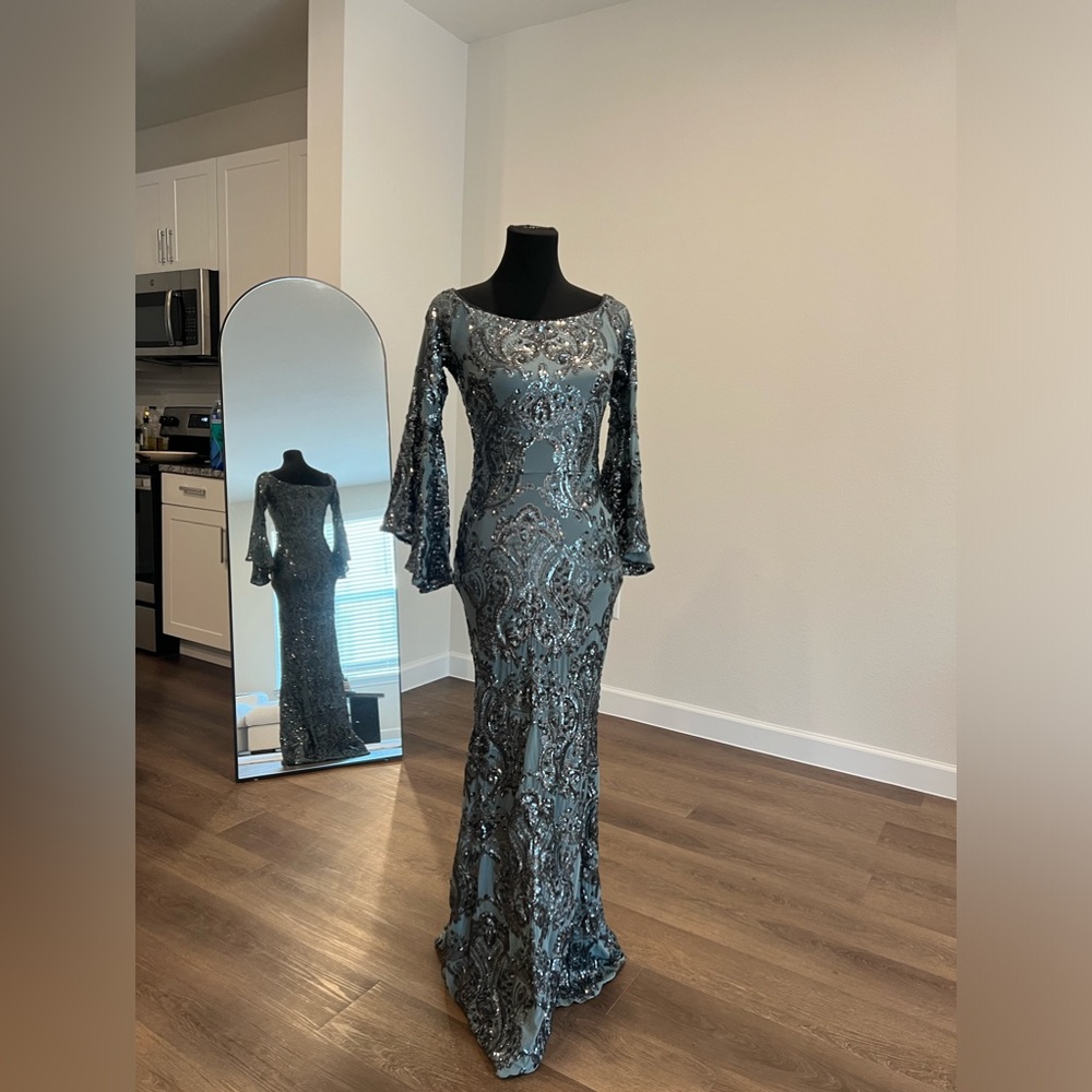 CAMILE LA VIE OFF SHOULDER MUTED SAGE GREEN W/ SEQUIN ACCENTS FLUTTER SLEEVE